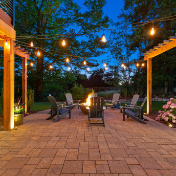 2-level entertaining in Sammamish