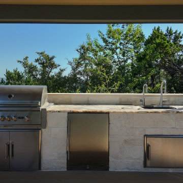 Outdoor Kitchen with Patagonia Quartzite Natru