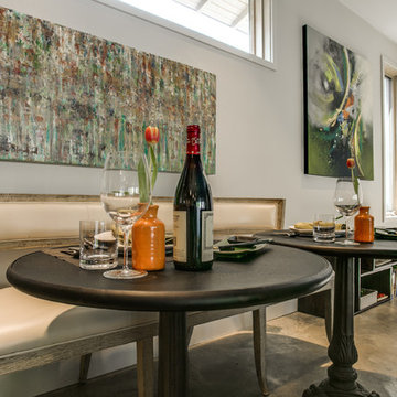 Breakfast nook bistro style
