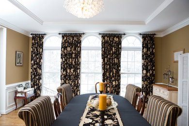 Example of a classic dining room design in Baltimore