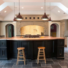 Kitchen---fabulous dark details