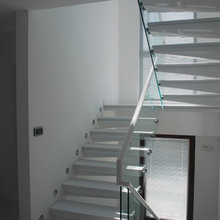 Glass balustrade stairs