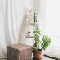 Williamsburg Apartment - Floor Pillows And Poufs