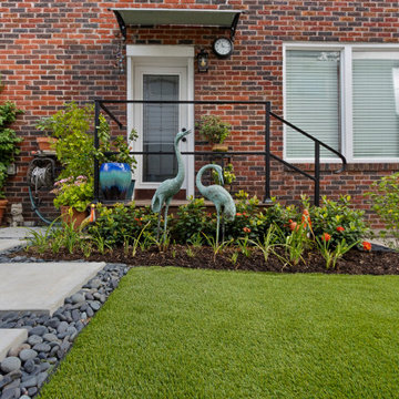 Midtown Tiny Pool & Outdoor Patio