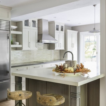 Neutral Wave Kitchen Tile Backsplash