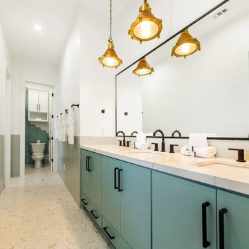 Galveston Beach house - Kids bathroom
