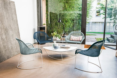 Guapa Chair is the perfect blend of Italian creativity and Spanish passion