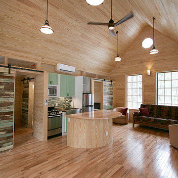 Artistically Customized Guest Cabin