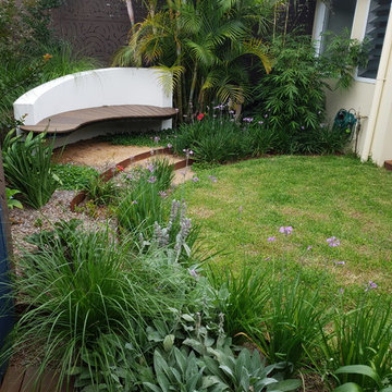 Courtyard Cottage Garden