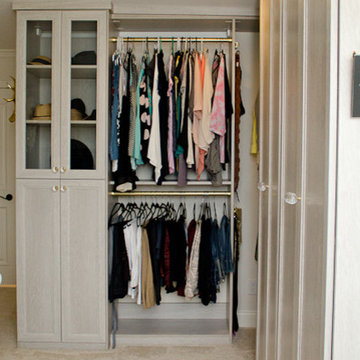 Luxurious Transitional Closet