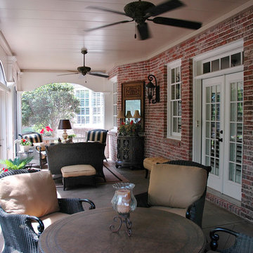 Screened In Back Porches