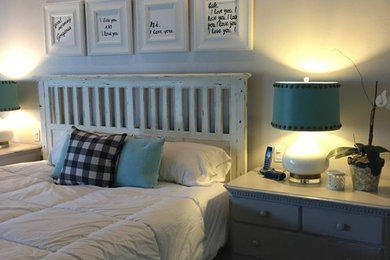 Bedroom - transitional bedroom idea in Other