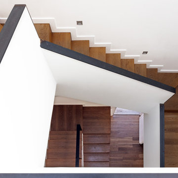 UO HOUSE