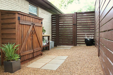 Inspiration for a contemporary patio remodel in Dallas