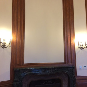 Sound-absorping stretch ceilings and walls inside governmental building