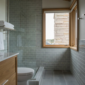 Robust River House