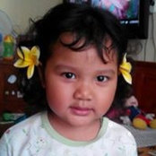Ratri Benedictus's photo