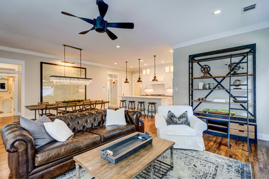 Arts and crafts family room photo in Dallas