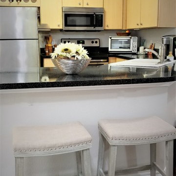 South Austin Condo Feminine Make Over