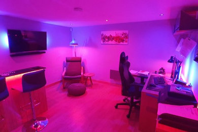 Home design - modern home design idea in Other