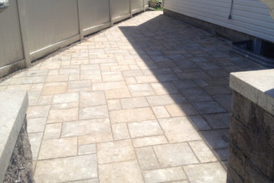 400 sq. ft. patio