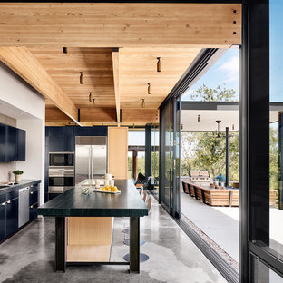 Küchen mit Kalkstein-Arbeitsplatte und Rückwand aus Zementfliesen Ideen