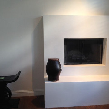 white bedroom - marmrorino plaster