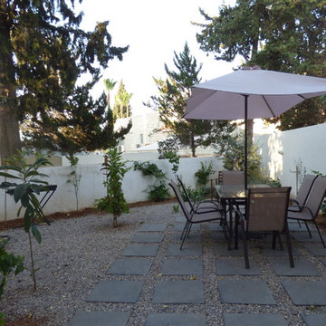 Weibdeh, Rented House's Garden