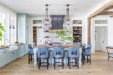 Example of a beach style kitchen design in Jacksonville
