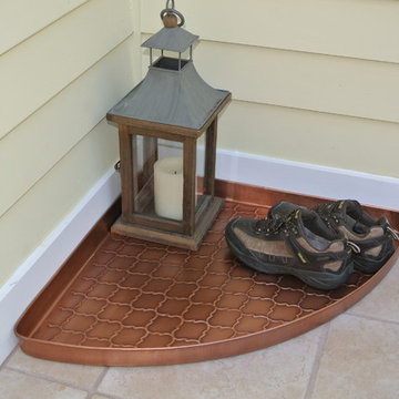 Barcelona Multi-Purpose Shoe Tray for Boots, Shoes, Plants, Pet Bowls, and More,