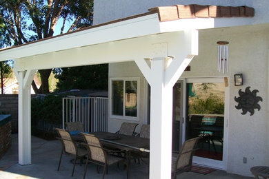 Patio - traditional patio idea in Los Angeles