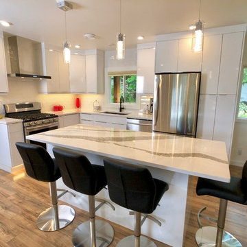 Maple Bay Upstairs Downstairs