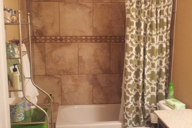 Bathroom - traditional bathroom idea in Salt Lake City