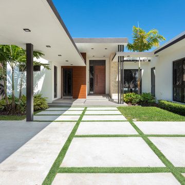 Contemporary Home - 09