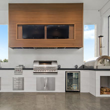 Outdoor Kitchen