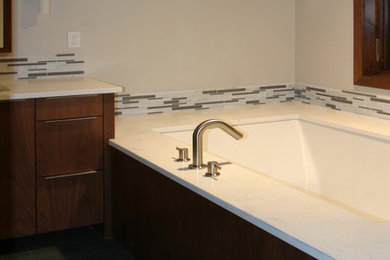 Example of a bathroom design in Other