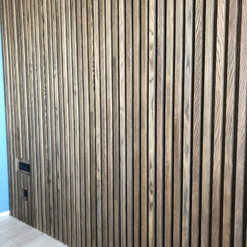 Wooden slats panel LED circuit