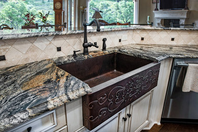 Kitchen - mediterranean kitchen idea in Austin