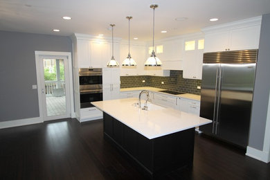 Photo of a transitional kitchen in Chicago.