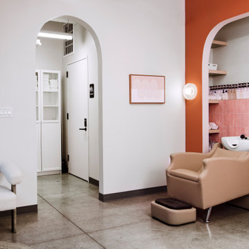 Arco Blow Dry & Nail Bar