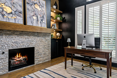 Inspiration for a transitional home office remodel in Dallas