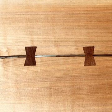 Live Edge Round Coffee Table in Maple
