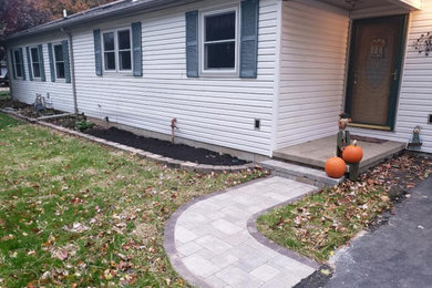 Small trendy front yard patio photo in Cleveland