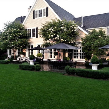 Traditional Elegance Combining an English and Natural Sensibility
