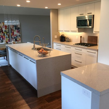 Contemporary Kitchen & Bath | Blackhawk