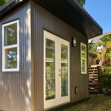 Hurst Backyard Studio Office