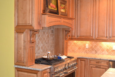 Inspiration for a timeless kitchen remodel in Birmingham
