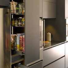 75 Lawn Road Kitchen Storage