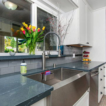 Eternal Charcoal White Kitchen