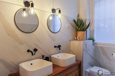 ルアーブルにあるおしゃれな浴室の写真